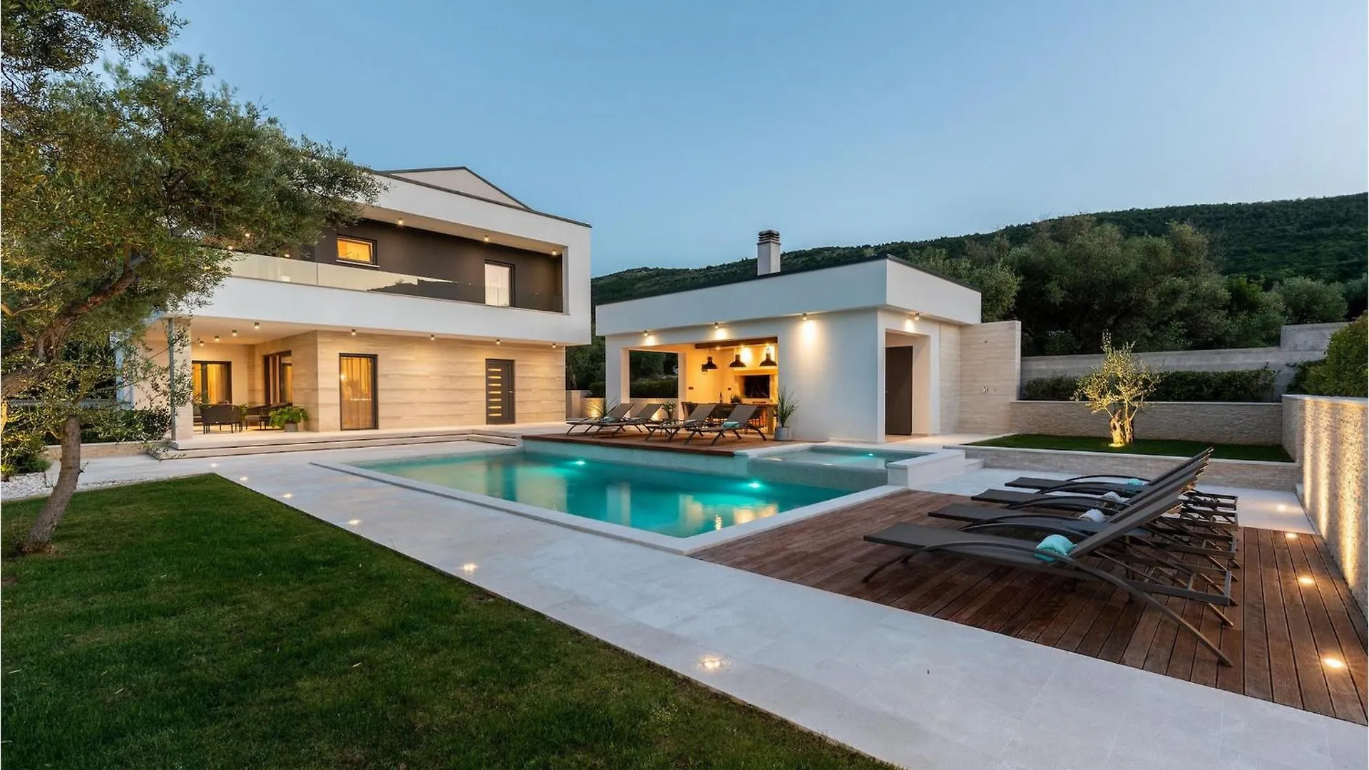 Holiday home Villa Laurea Drenje  Croatia