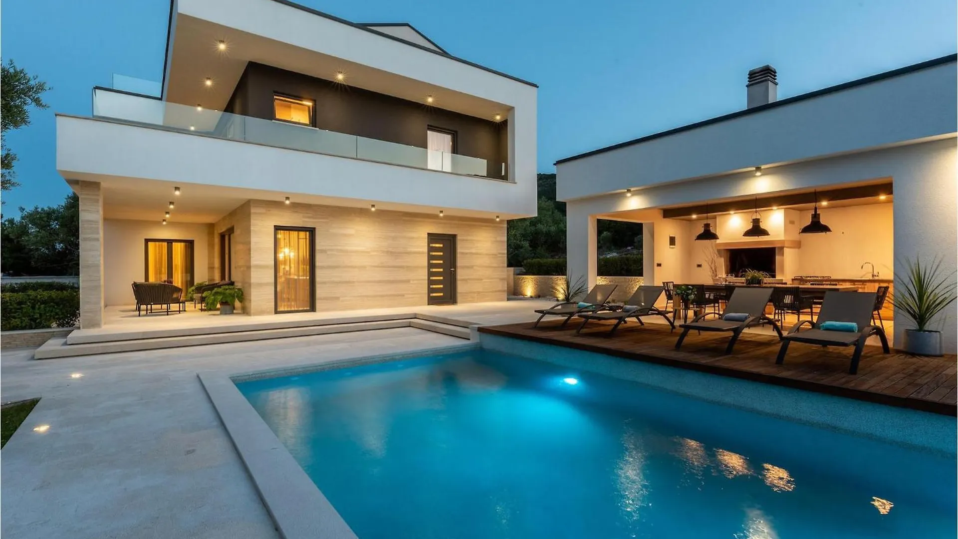 Holiday home Villa Laurea Drenje