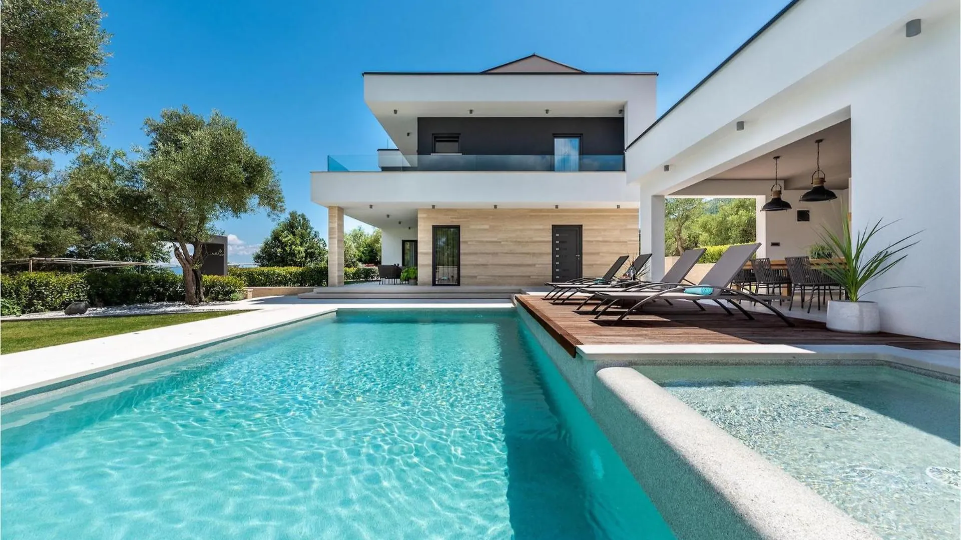 Villa Laurea location