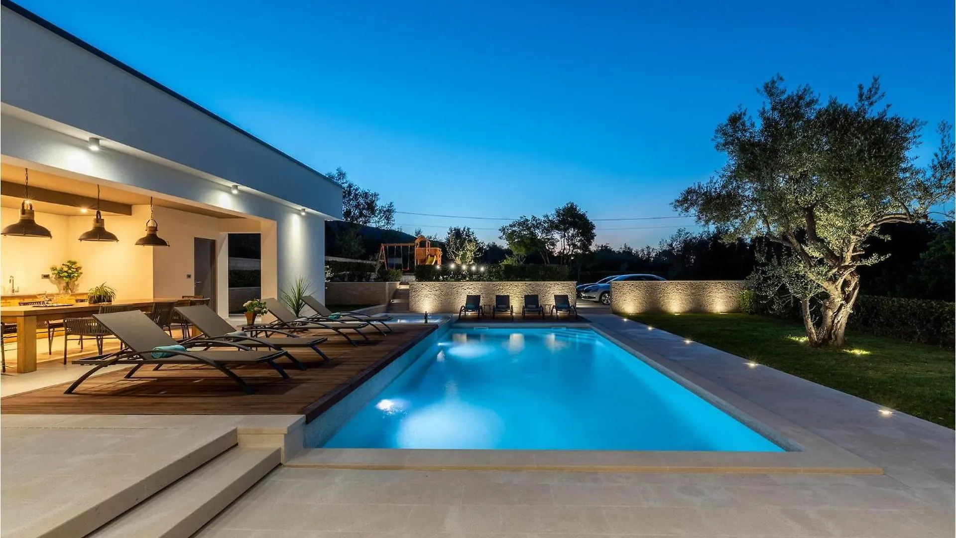 Holiday home Villa Laurea Drenje